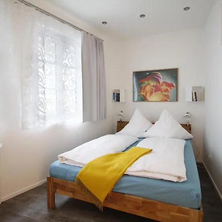 Mudita - Hochwertig Sanierter Altbau Mit Wohnküche Auf Der Insel
