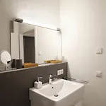 Mudita - Hochwertig Sanierter Altbau Mit Wohnkueche Auf Der Insel *